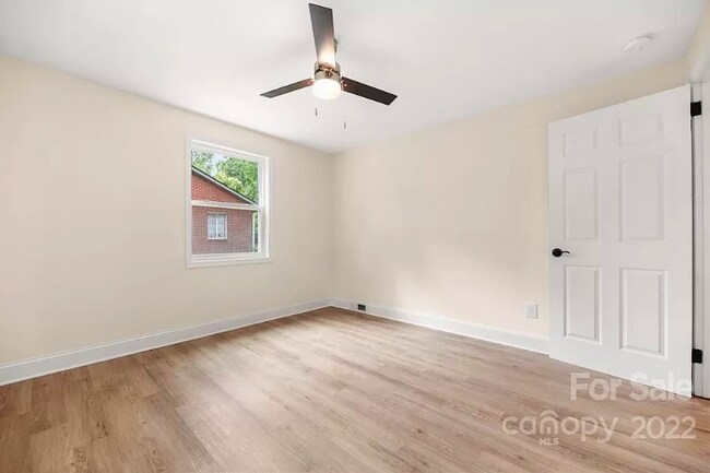 Building Photo - 901 Garringer Pl