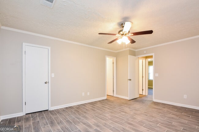 Building Photo - 1642 Sugarmaple Dr SW