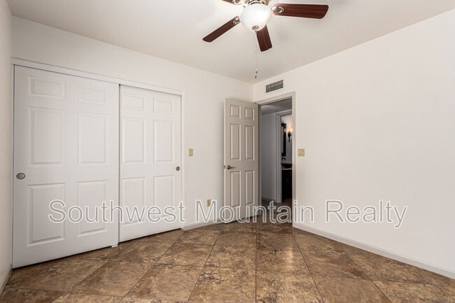 Building Photo - 2020 W Natal Cir