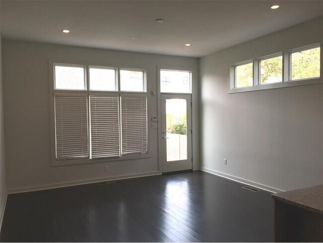 Building Photo - 2134 N Pennsylvania St