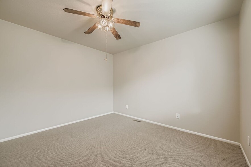 Building Photo - 366 Berwick Ave