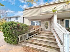 Building Photo - 106 Trinidad Ave