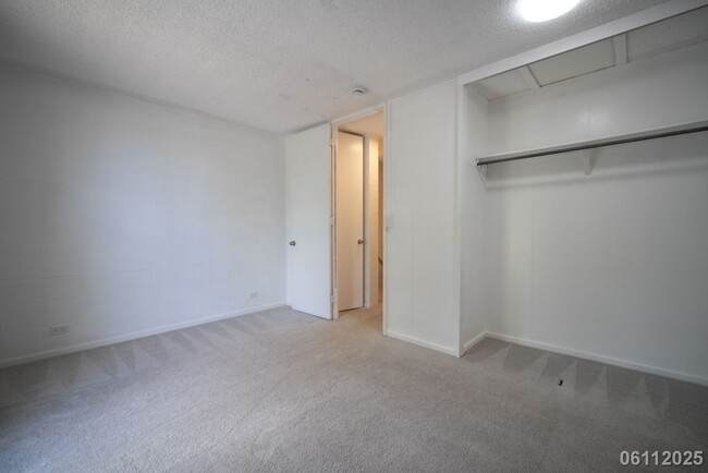 Building Photo - (2bd / 1ba / 1 parking Condo in Makakilo G...