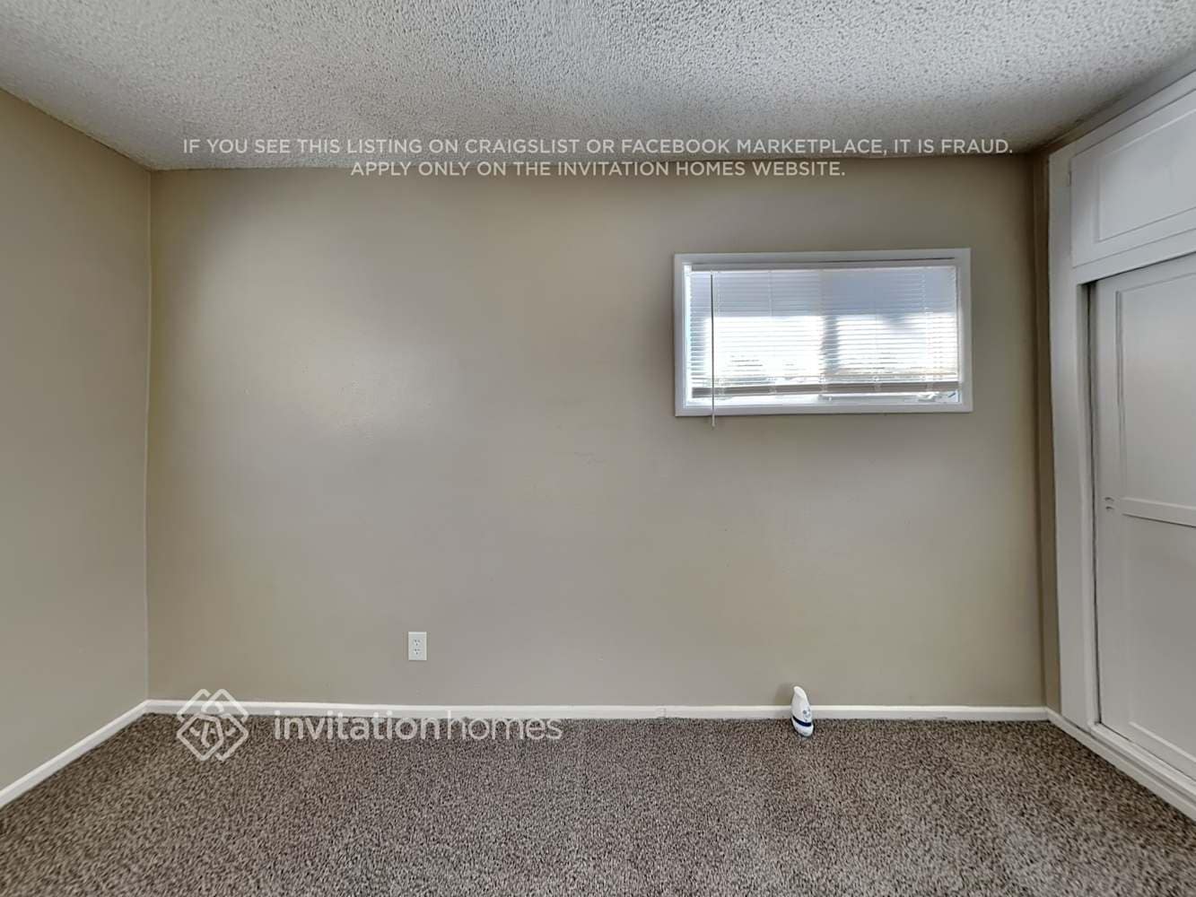 Building Photo - 1235 Oakhurst Dr