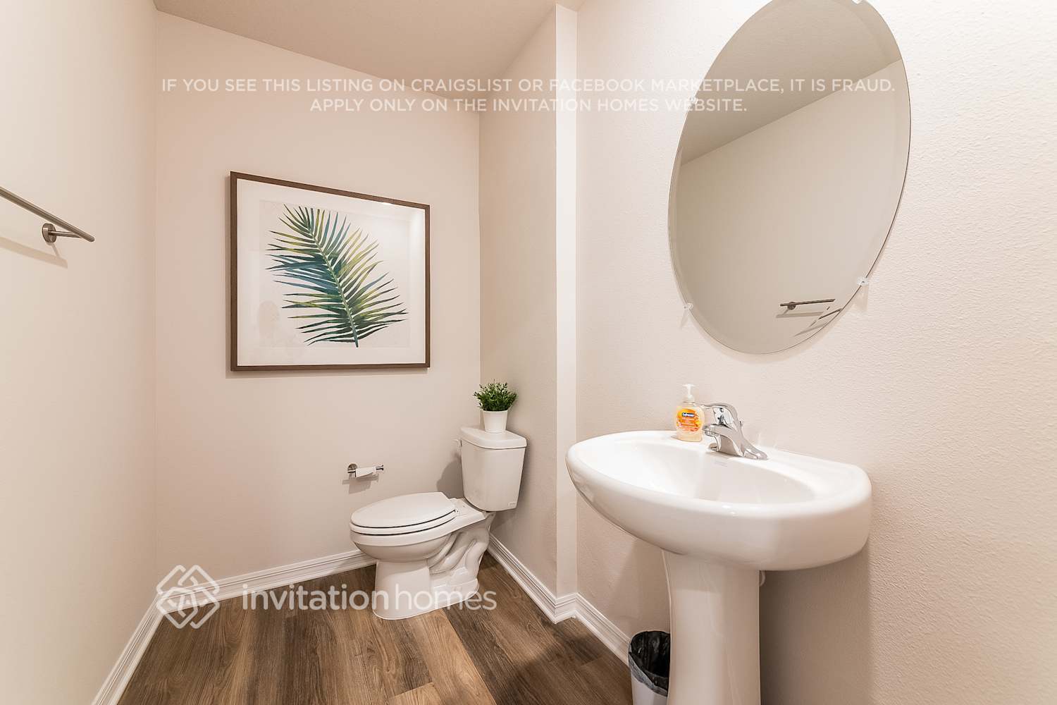 Building Photo - 8048 Majestic Palms Ct