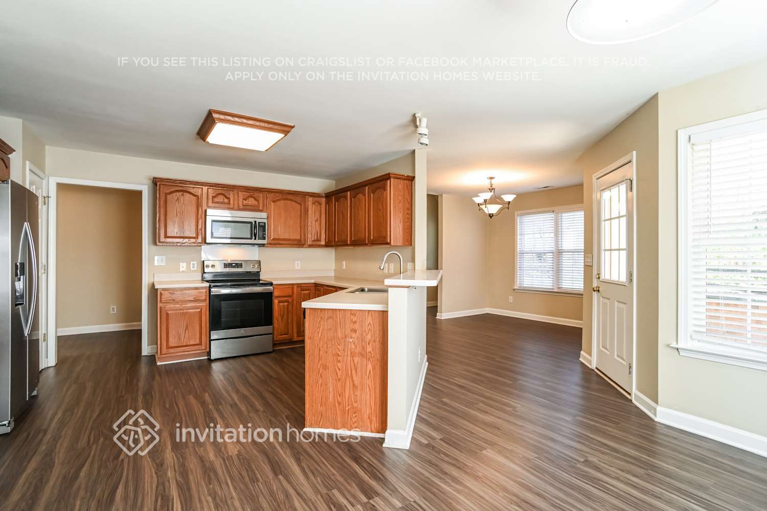 Building Photo - 258 River Birch Cir