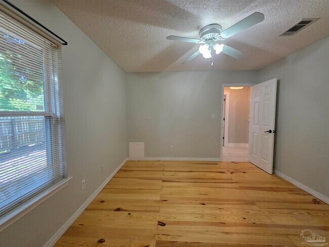 Building Photo - 3429 Jubilee Dr