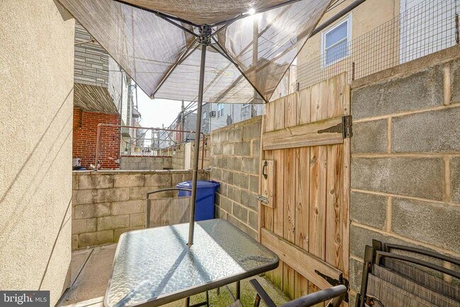 Building Photo - 1920 Fitzgerald St