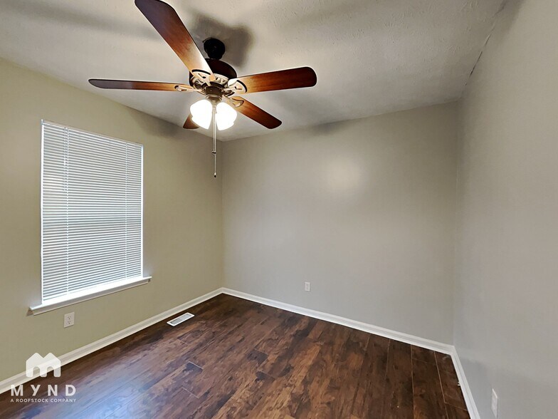 Building Photo - 197 Hale Haven Dr