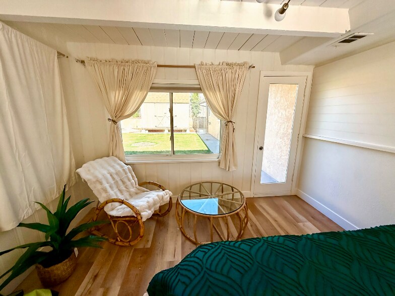 Building Photo - 942 Ruby Dr