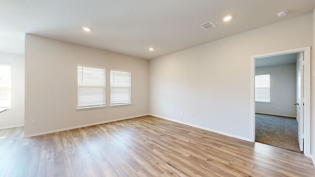 Building Photo - LIKE BRAND NEW HOUSE FOR RENT IN TROY!!!