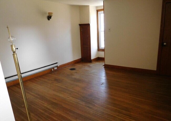 Building Photo - 3 bedroom semi Etters