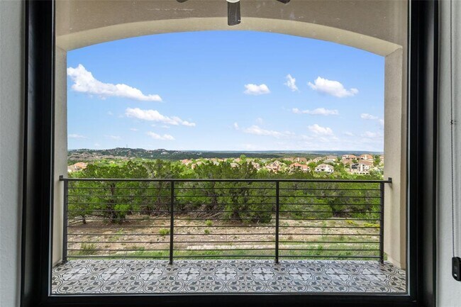 Building Photo - 403 Rose Branch Way