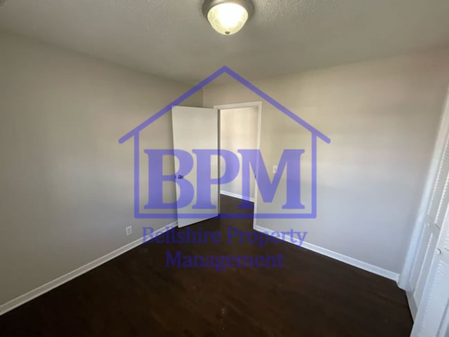 Building Photo - Spacious 3 Bed, 1 Bath Home in Springfield...