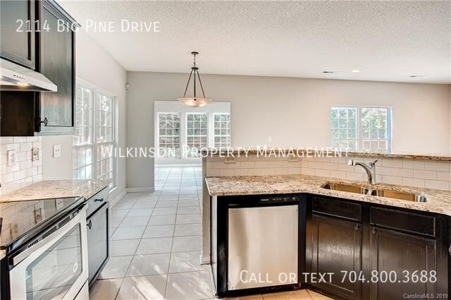 Building Photo - 2114 Big Pine Dr