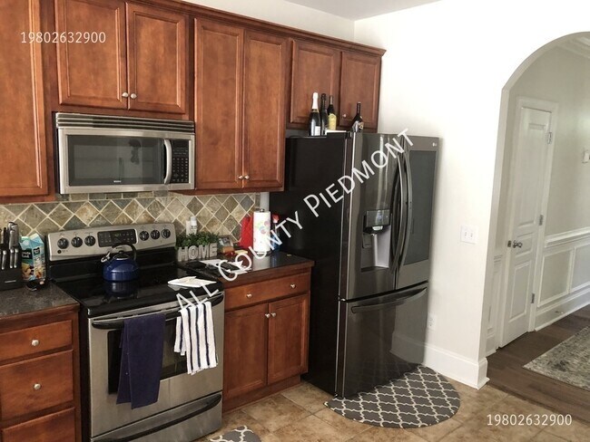 Building Photo - 5119 Alysheba Dr