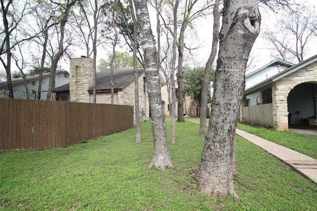 Building Photo - 1712 Cinnamon Path