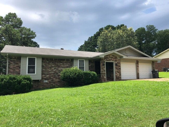 Building Photo - Charming 3-Bedroom Home in a Great Searcy Location!