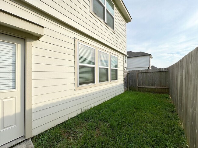 Building Photo - 5211 Daintree River Ct