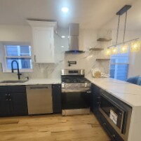 Building Photo - 11 S 17th St