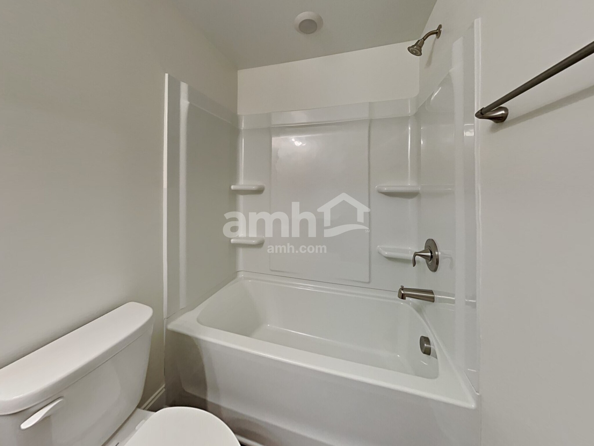 Building Photo - 127 Alaina Ct