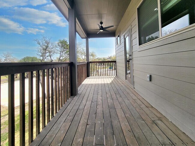Building Photo - 528 Palmer Dr