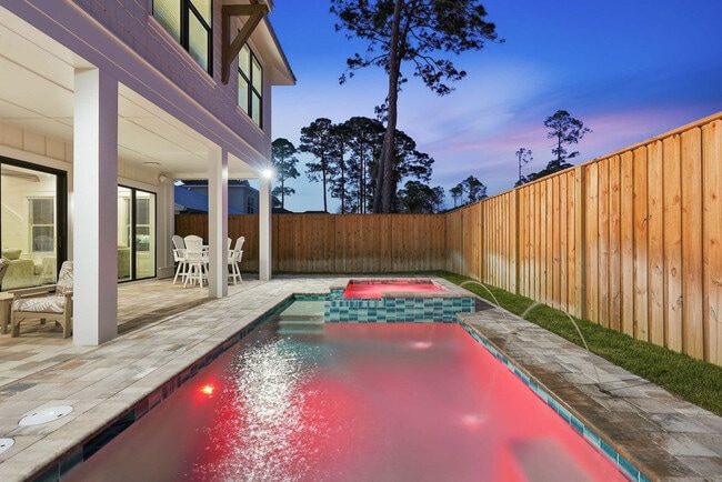 Building Photo - 304 Palm Beach Dr