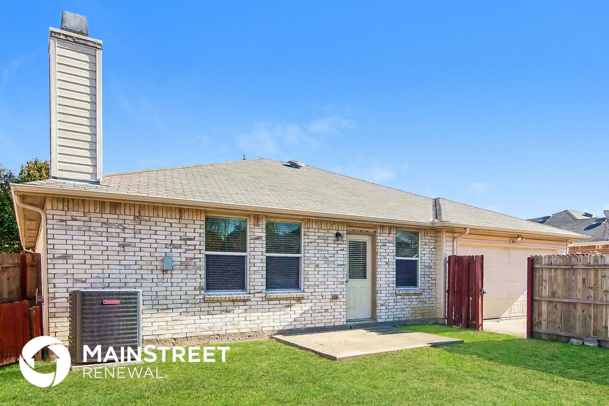Building Photo - 1044 Cavern Dr