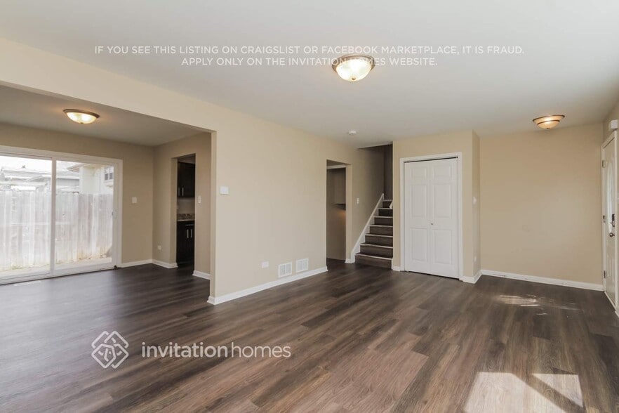 Building Photo - 17342 Oriole Ave