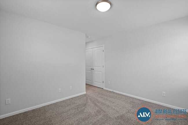 Building Photo - Spacious and Modern 4BR Home in Millstone ...