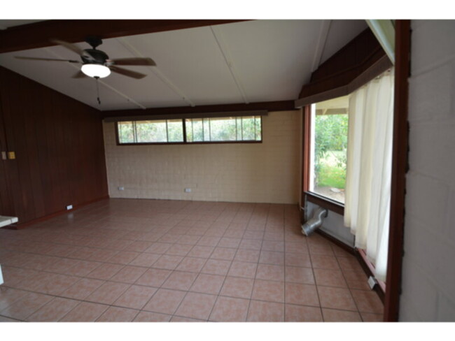 Building Photo - Kailua Studio Aikahi Park