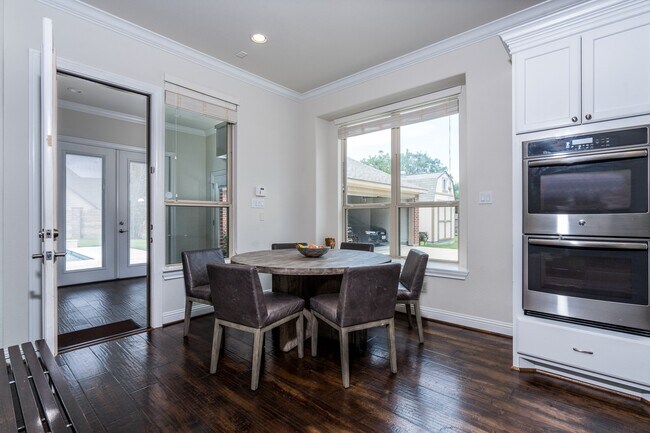 Building Photo - 2034 Baker Estates Dr