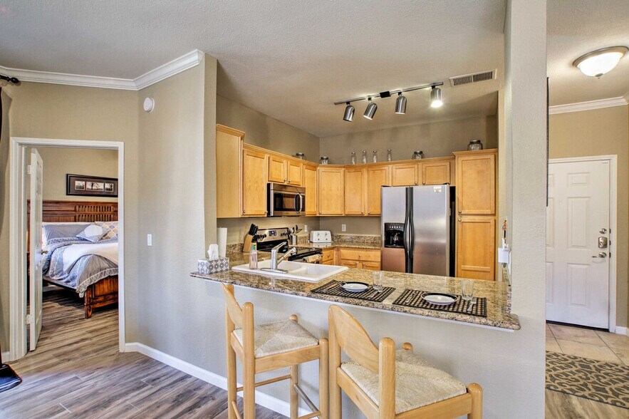 Building Photo - 7009 E Acoma Dr