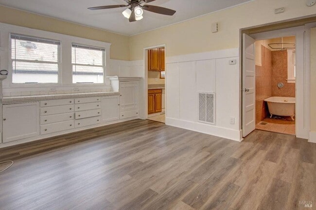 Building Photo - 1617 Georgia St