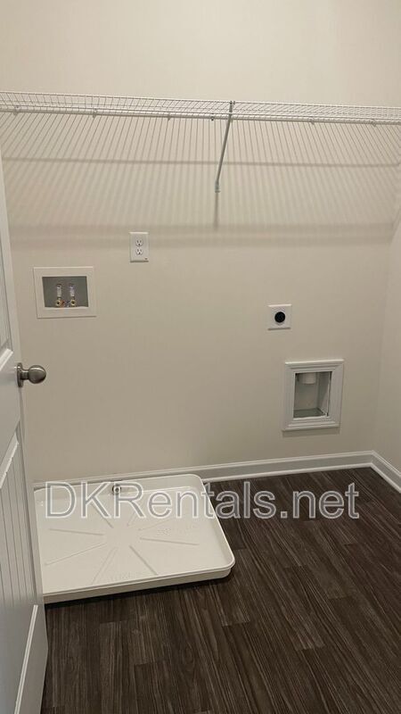 Building Photo - 135 Bryon Ln