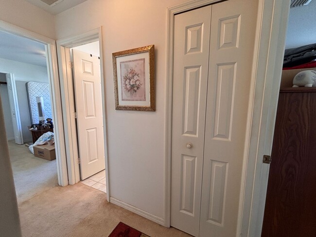 Building Photo - 3 BR 2 BA 2 Car Garage Duplex -  Annual Rental -  Sebastian FL