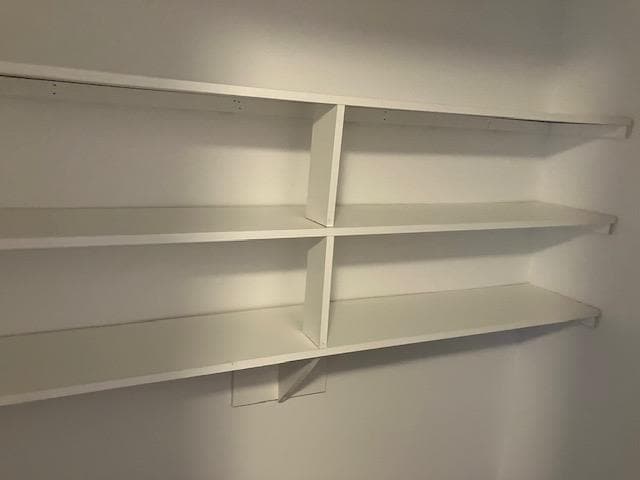 Building Photo - 315 Elmwood Dr