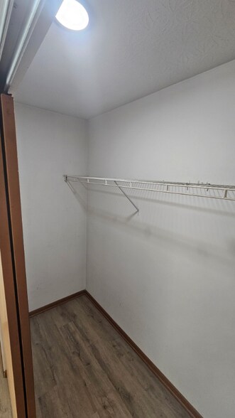 Building Photo - 5233 Chesterfield Ave