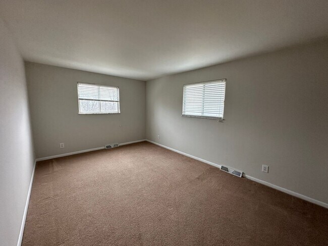 Building Photo - 9510 Brehm Rd
