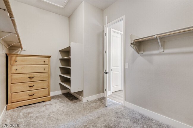 Building Photo - 76 Tatahatso Pt St