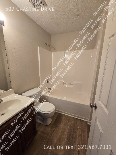 Building Photo - 507 Chastine Dr