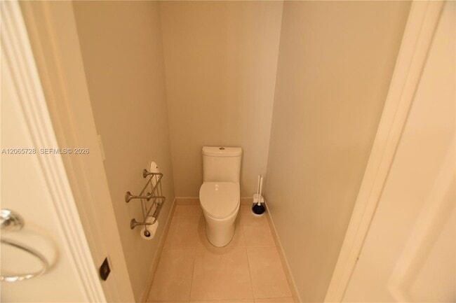 Building Photo - 10086 Noceto Way