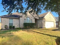 Building Photo - 3518 Ellies Ln