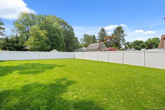 Building Photo - 25 Lorraine Ct