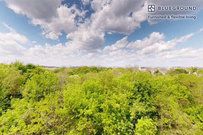 Building Photo - 229 Quarry St