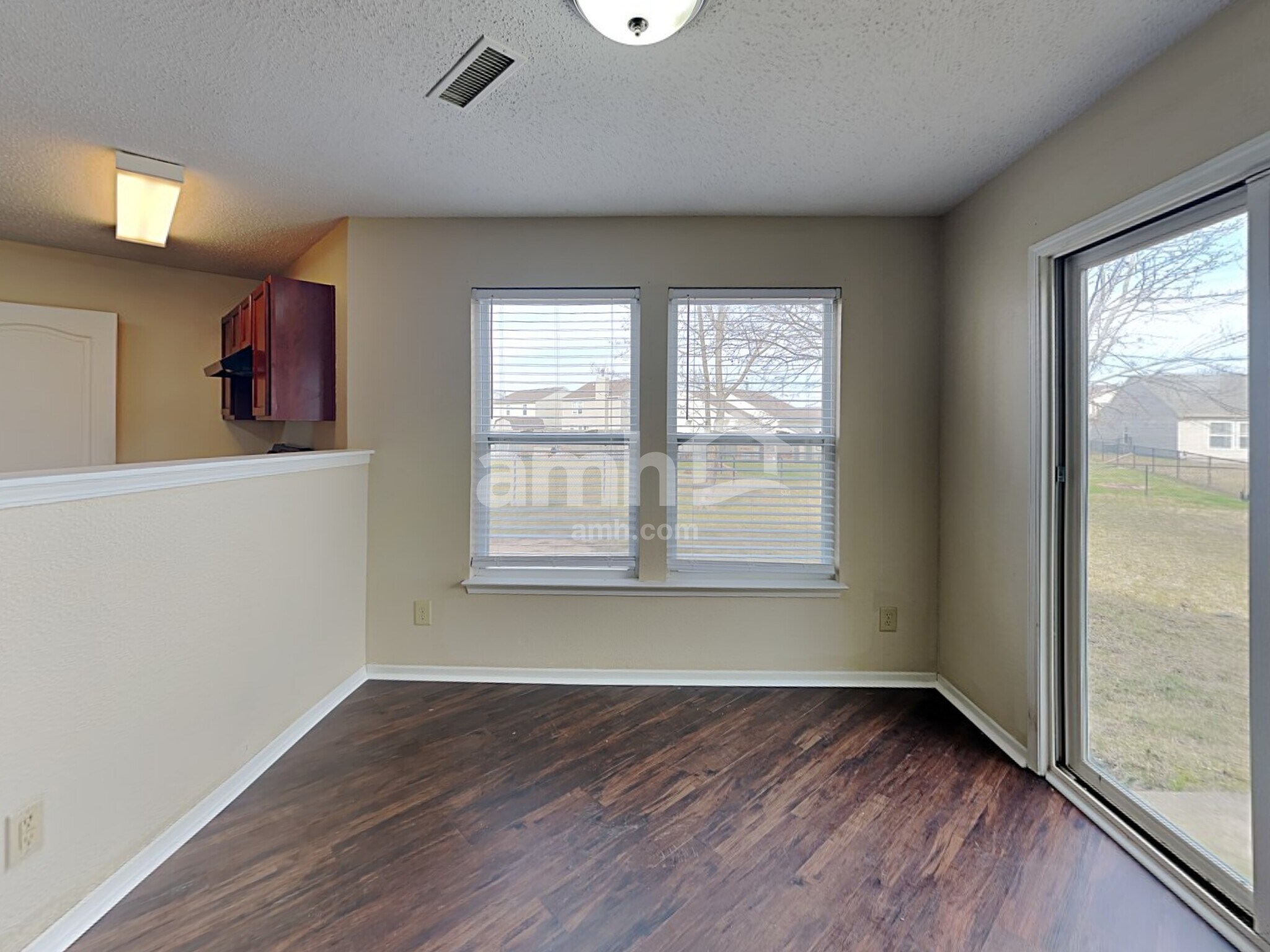 Building Photo - 6768 W Littleton Dr