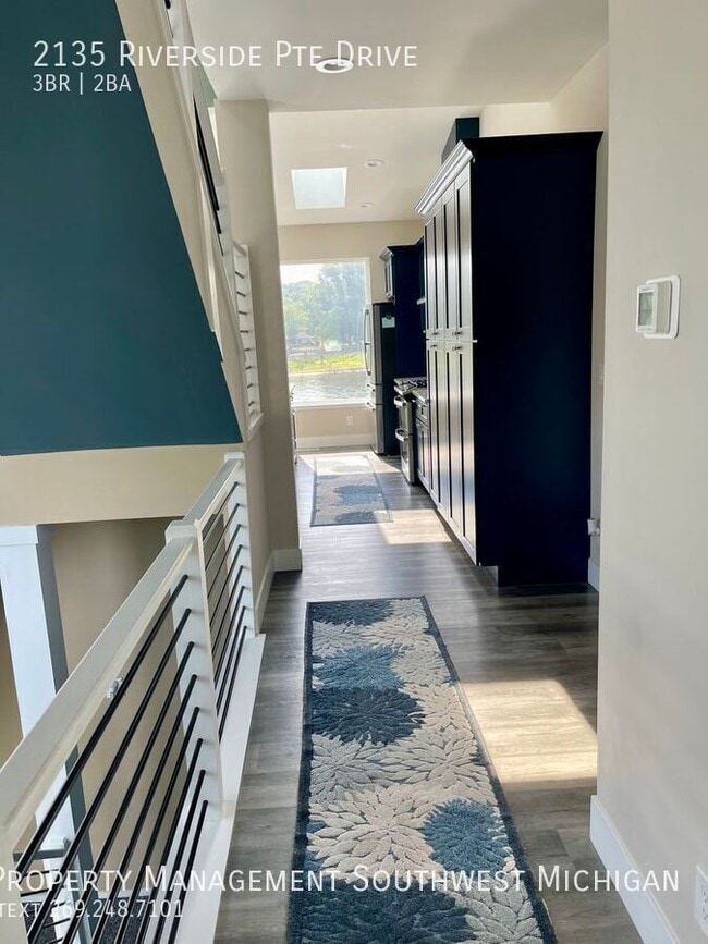 Building Photo - 2135 Riverside Pointe Dr