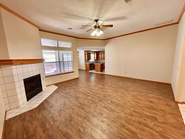 Building Photo - 533 NW 174th St