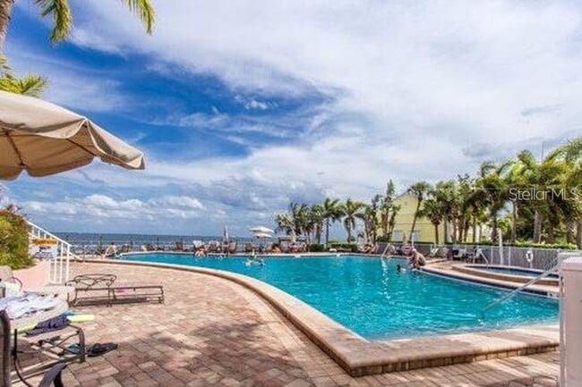 Building Photo - 4714 Cobia Dr SE