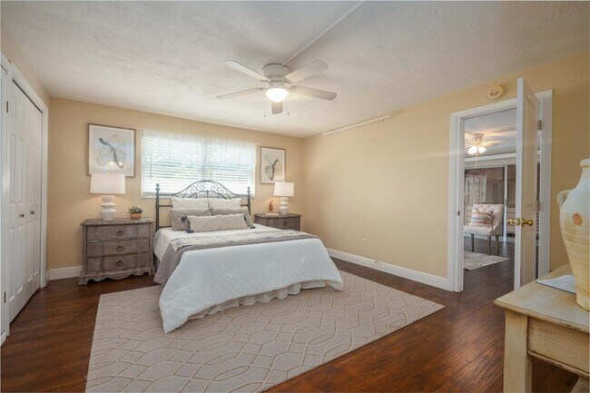 Building Photo - 11438 126th Terrace